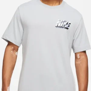 Nike Dri-FIT Men"s Training T-