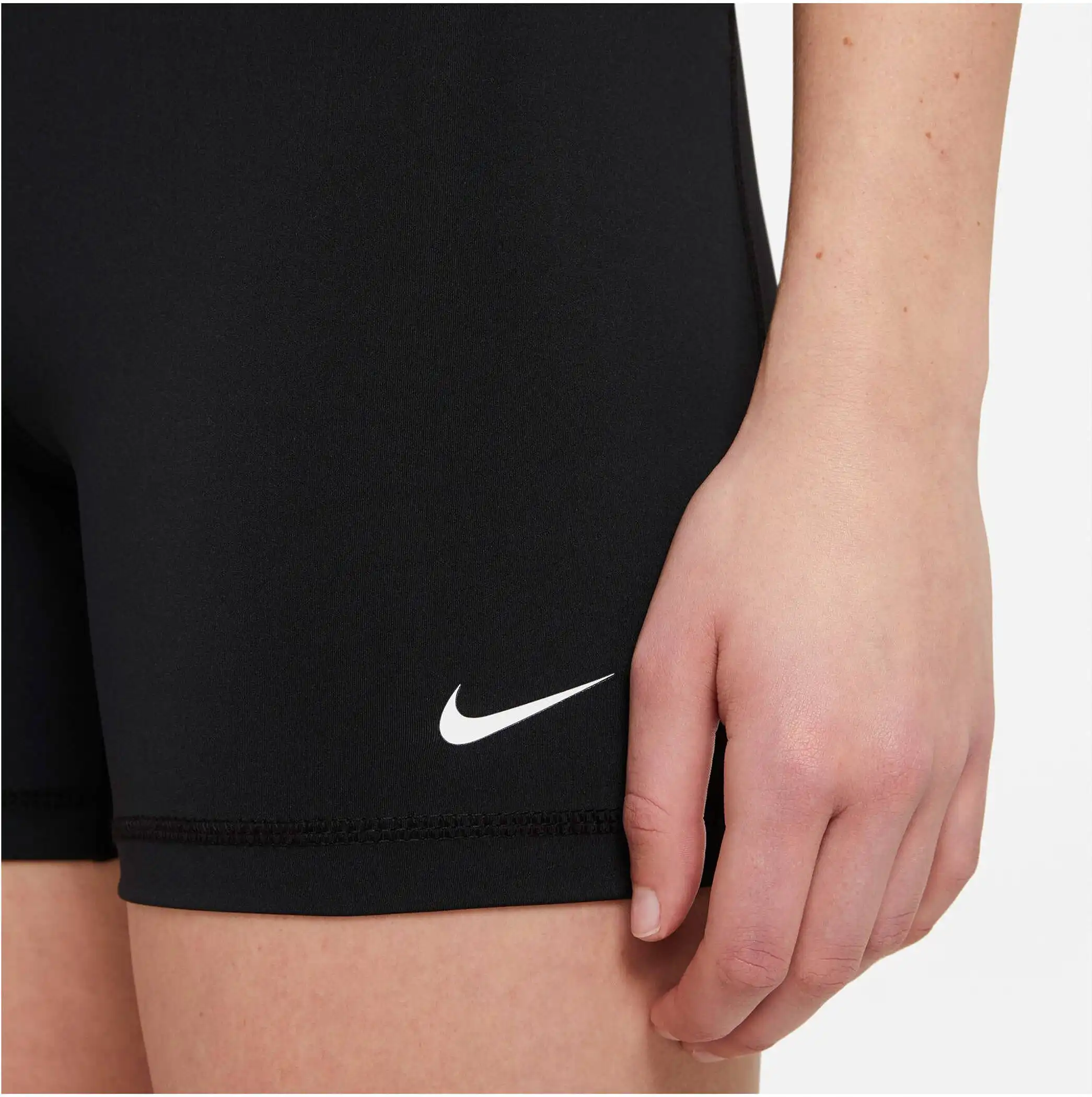 NIKE PRO 365 WOMEN'S 5" SHORTS BLACK/WHITE – Bild 7