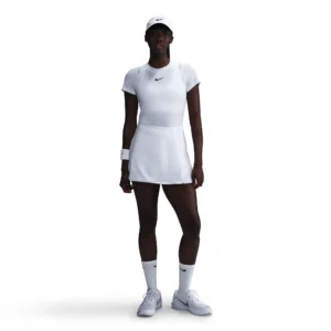 Nike Victory Women"s Dri-FIT S