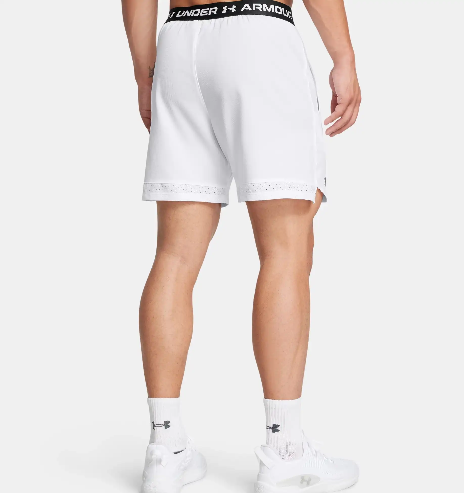 UA Vanish Woven 6in Shorts-WHT – Bild 4